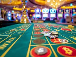 Pengguna mengakses halaman bonus dan promosi rajabola99 dengan fitur mudah